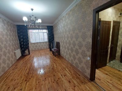 Продается 2/2/4 Авиасозлар-2, Лисунова-1а, балкон 1,5*6