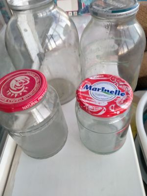 Продаю банки в хорошем состоянии