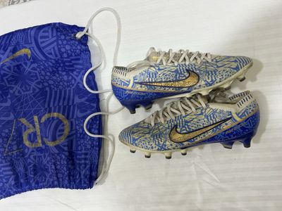 Nike futbol butsi