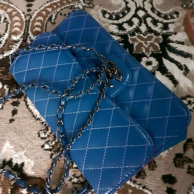 Ayolar sumkasi holati zor