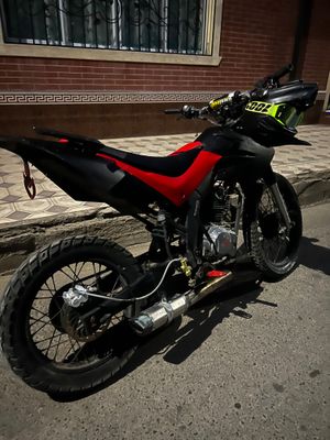 Продаю питбайк Minsk x250