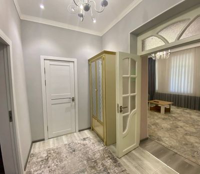 2-комнатная квартира, 65 м², Мирзо-Улугбекский район, Сквер Амира Темура