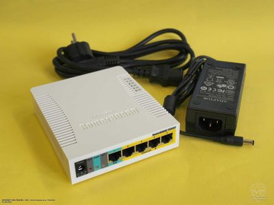 Продаёться роутер Mikrotik RB260GSP