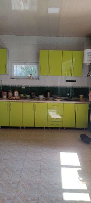 Куххонный гарнитур в хорошем состоянии.