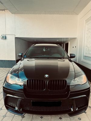 Srochno bmw x6 E71 twin turbo sotiladi