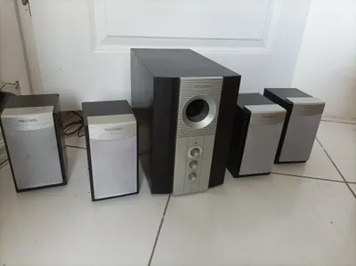 Microlab sambuffer sotiladi