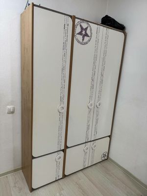 Продаётся шкаф для одежды