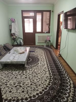 Yonimizga sheriklikka qiz olamiz oqiydigan yoki ishlidigan