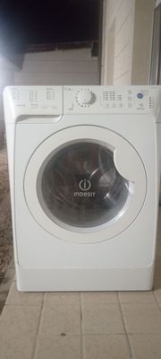 Стиральная машина автомат indesit