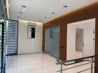 Продажа помещения, 60 м2 + 12 м2 подвал на Ц-5, ор-р Корзинка!!