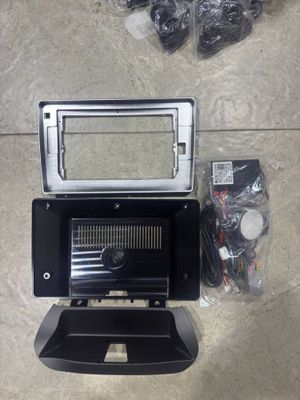 Tracker onix ramka teyes monitor uchun