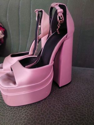 tufli sotiladi narqi 350.000