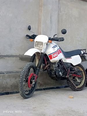 Яамаха тенера600