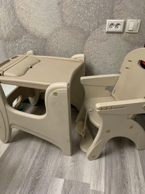 Продам стульчик для кормления