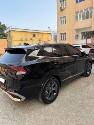 Kia Sportage sotiladi 2023 yil , 1 ta kraska bor eshikda