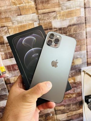Iphone 12 pro qora