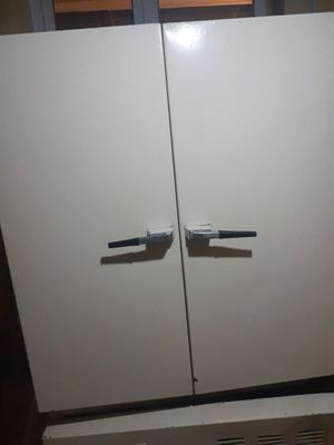 Музлатгич сотилади