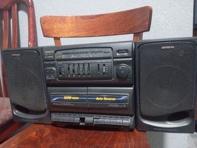 Aiwa магнитофон двухкасетный японский