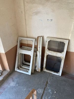 taxtala bor sotiladi hammasini