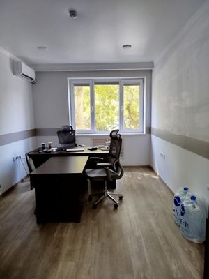 Чиланзар Парус 20м² 2этаж 1кабинет Юр адреса