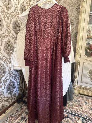 Vecherni koyne bir marta kiyilgan 46 48 razmerga