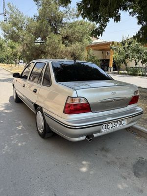 Nexia 1 Daewoo Sotiladi toza Ideal