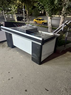 Magazin uchun profisiyanalni kassa stol