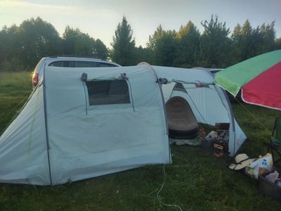Продаю 4 местную палатку