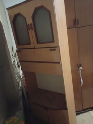 Mebel shkaf sotiladi b/y