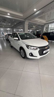 Chevrolet ONIX LS MT механика в кредит Предоплата от 38 млн сум