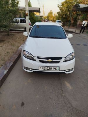 Gentra full,2022,13500$,38000km