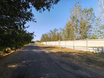Ер 1,8 гектар, М-34 йулига 100 метр, Ишлаб чикраиш учун зор жой