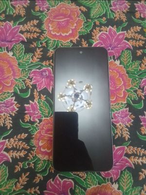 Infinix Smart 9 telefoni sotiladi