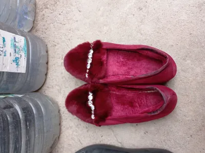 отдам даром женскую одежду