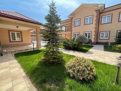 Дом Центр Луначарского 9 соток