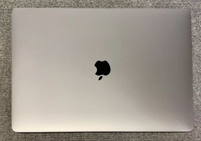 Macbook pro 2017 core-I7 430 цикл