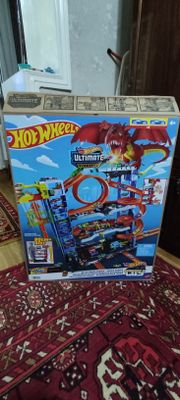 Продается новый набор hotwheels полная комплектация