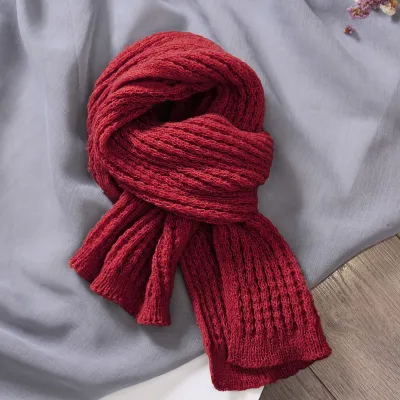 Qizil Sharf Trendviy