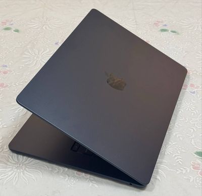 Macbook Air M3 15inch midnight 24gb/512gb 22 sikl 100%