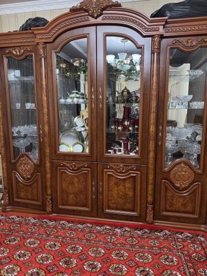 Продается гостевая мебель. Очень хорошем состоянии.