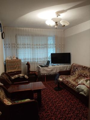 Уй сотилади. Продаю свою квартиру