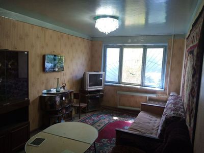 2 хонали Медгородок янги Тошми Беруни метро якин оилага 2 хона