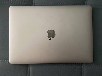 MacBook Pro M2 13" (2022)