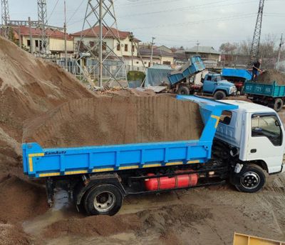 Isuzu klines qum samosval 6 kuba