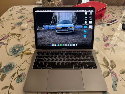 MacBook Pro 2017 13'