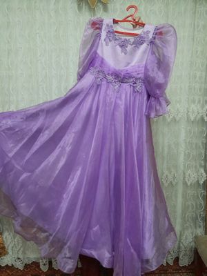 платья