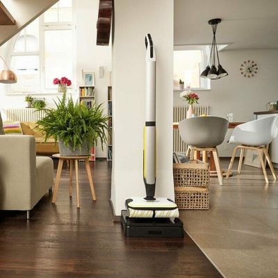 Вертикальный пылесос Karcher FC 7
