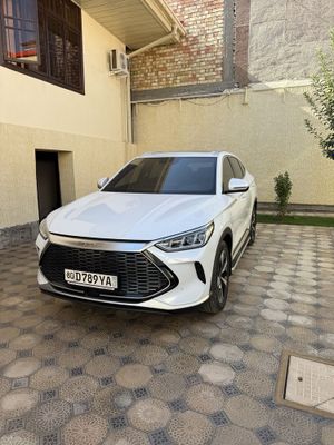 BYD song plus gibrid