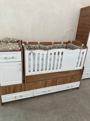 Yangi shkaf va kravad 3 500 000