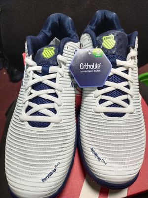 Продам кроссовки K*SWISS